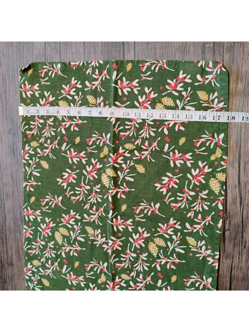 Threshold Holiday Green Cotton Kitchen Tea Towel, Red Berry Pinecone Print 27x18 - Picture 4 of 8
